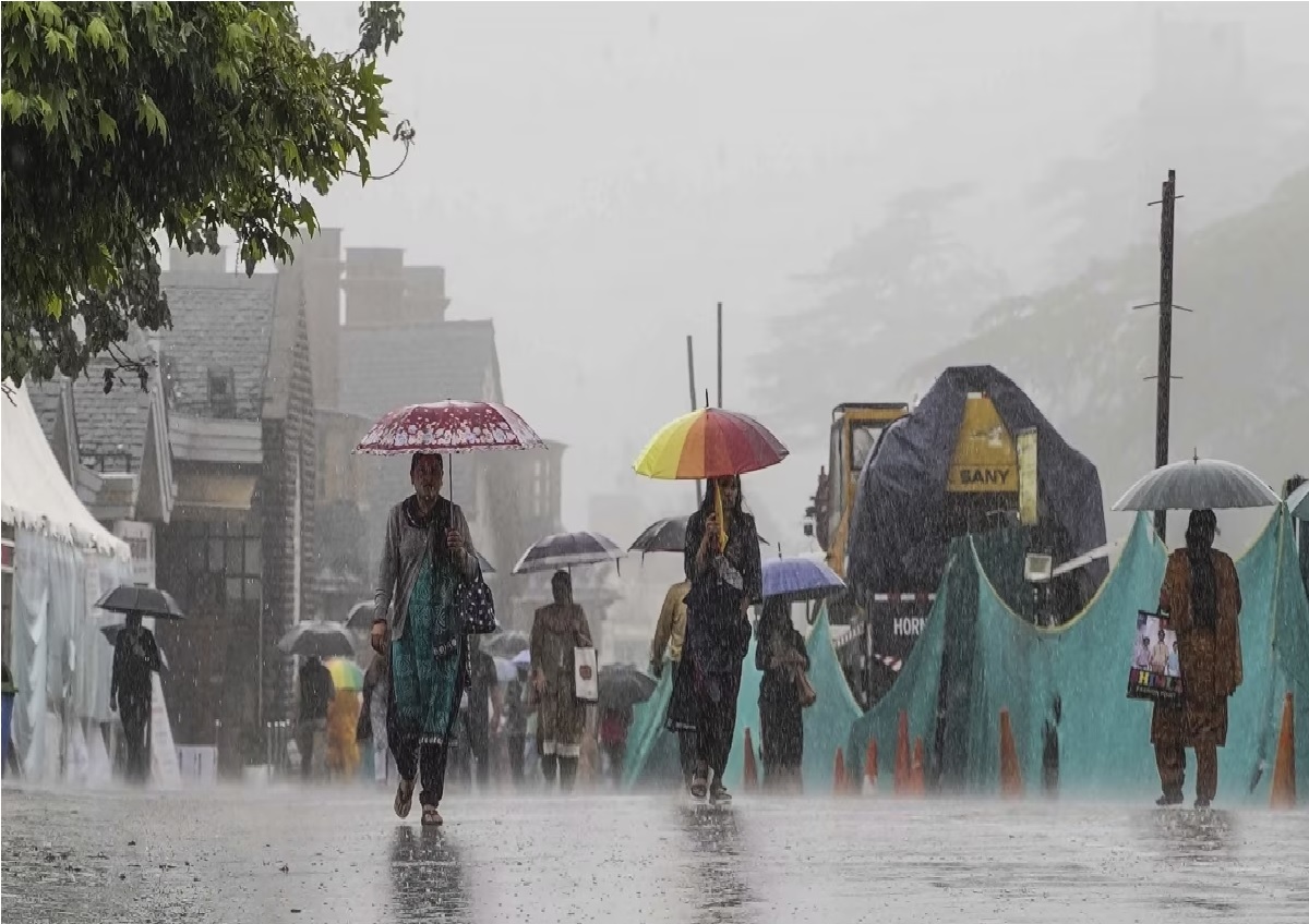UP: मई में आसमान से बरसेगी आग, मौसम विभाग ने बारिश को लेकर दिया बड़ा अपडेट