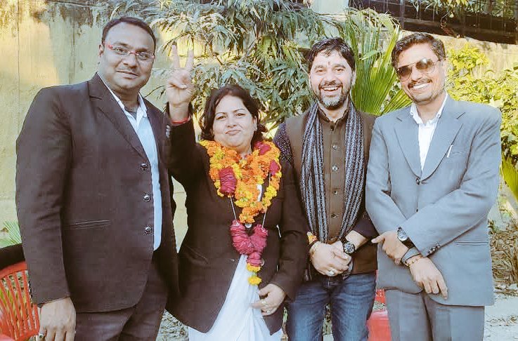 अधिवक्ता संघ के चुनाव नतीजे घोषित , इकतरफा मुकाबले को जीत अध्यक्ष बने रामेंद्र सिंह तोमर 