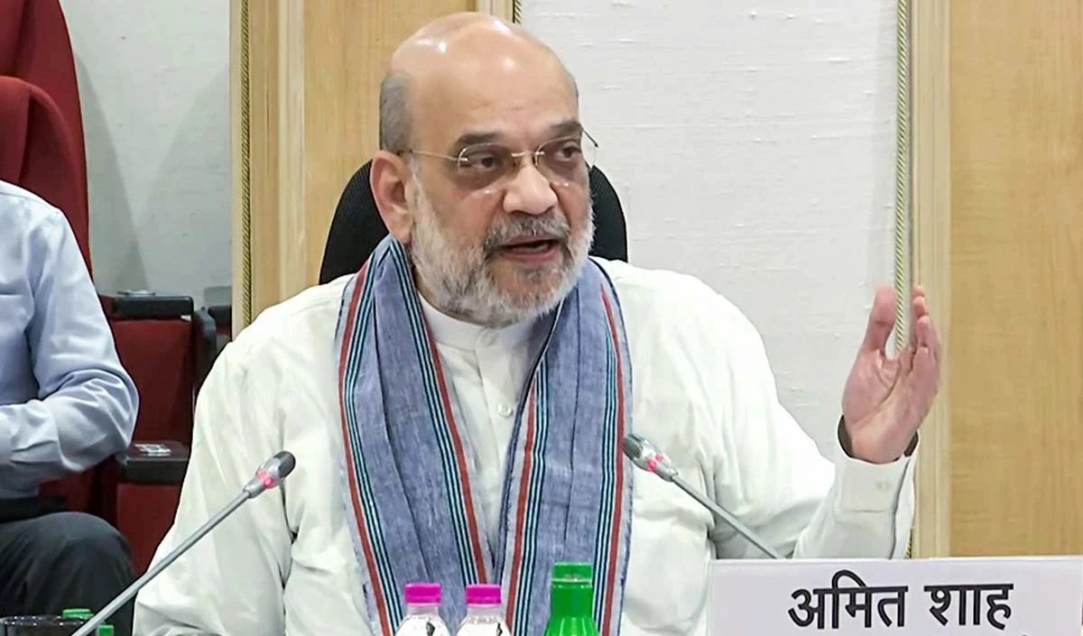 अब बचे सिर्फ 6 जिले...मार्च 2026 के बाद इतिहास बन जाएगा नक्सलवाद? अमित शाह का एक और ऐलान, देश को दी गुड न्यूज