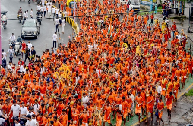 कांवड़ियों को जेल भेजो…कांवड़ यात्रा पर इन दो नेताओं के बयानों ने मचाई खलबली