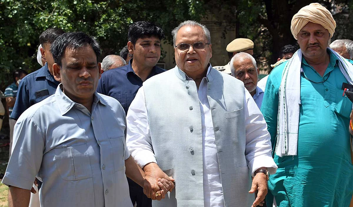 Kashmir से Kisan Andolan तक, पूर्व राज्यपाल Satyapal Malik की बगावत की कहानी कई बड़े संदेश देती है