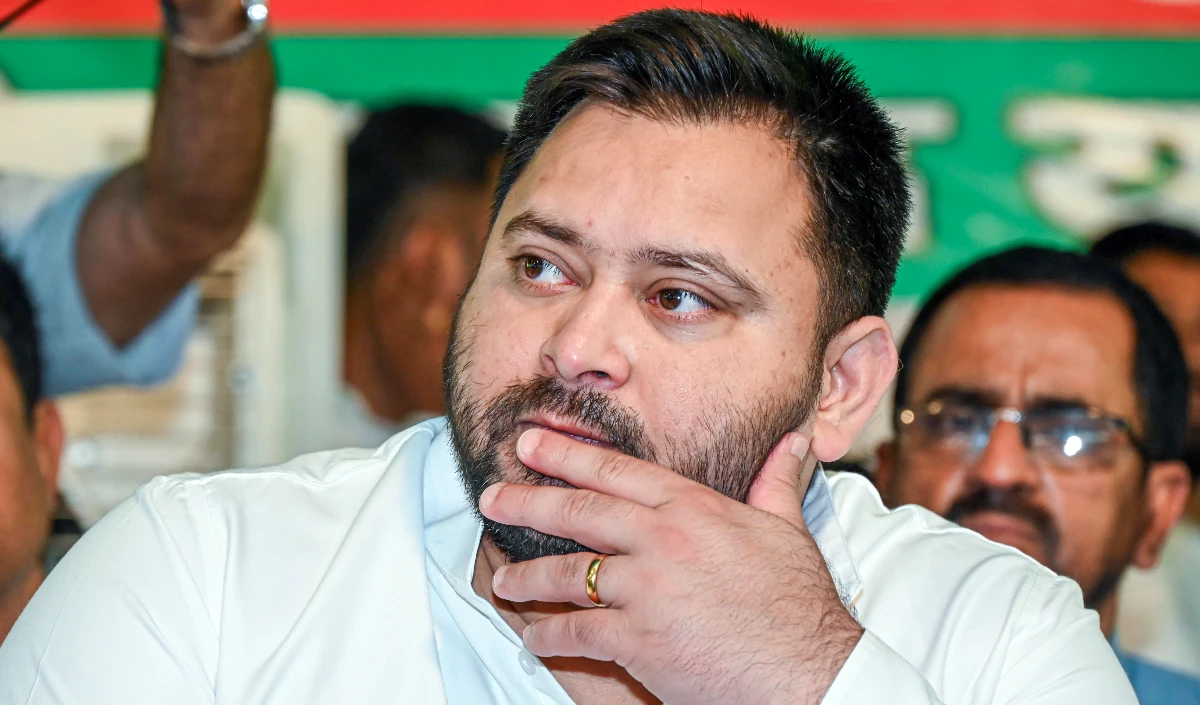 बिहार के दिग्गजों ने डाला अपना वोट, तेजस्वी यादव बोले - बदलाव कीजिए, नया बिहार, नई सरकार बनाइए