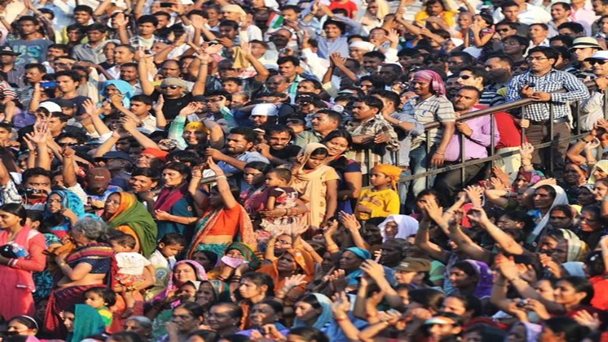 भारत की होगी 21वीं सदी विकास का आधार है युवा जनसंख्या चुनौतियां भी कम नहीं