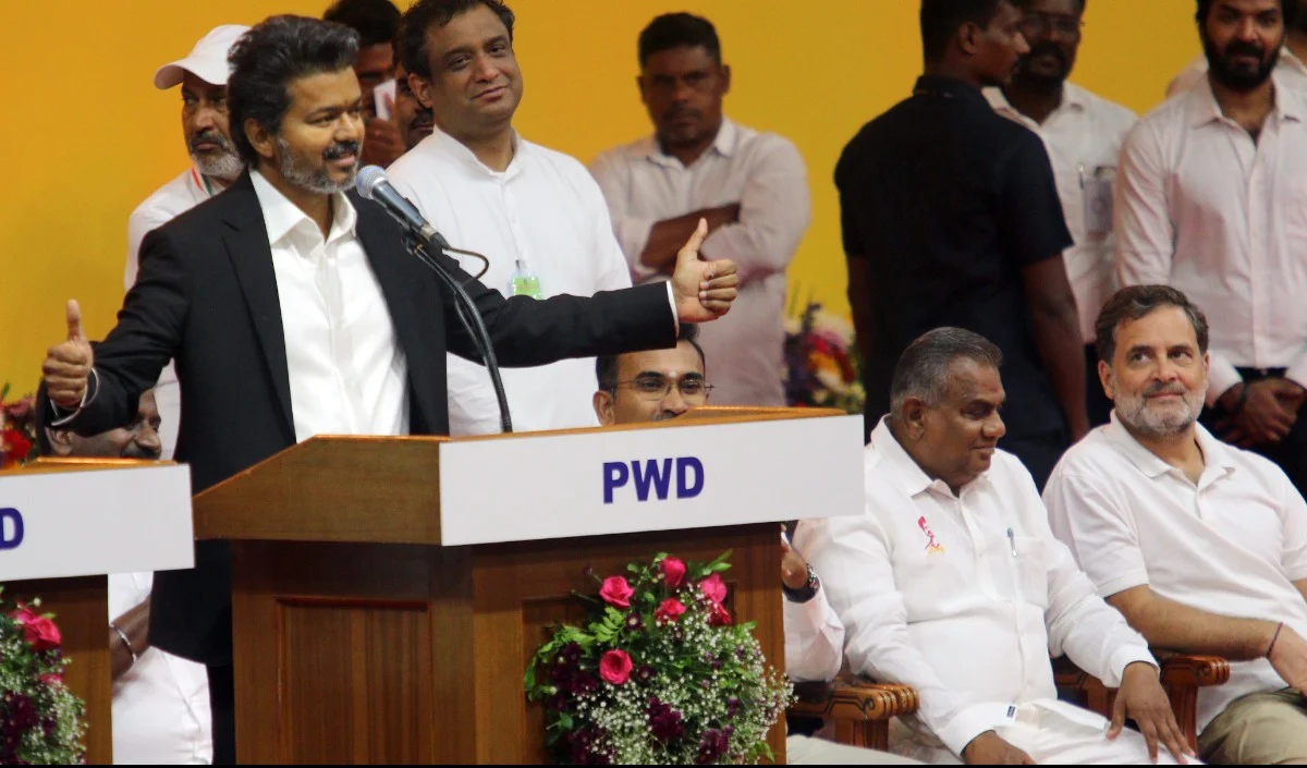 Tamil Nadu में टूटा दशकों पुराना Protocol, CM Vijay की शपथ में बजा वंदे मातरम, CPI हुई नाराज