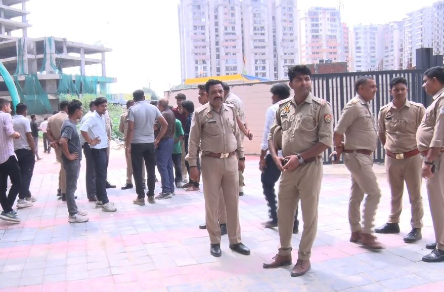 गाजियाबाद में 7 साल की बच्ची के साथ दरिंदगी, अपहरण और गैंगरेप के बाद रॉड से मारकर हत्या