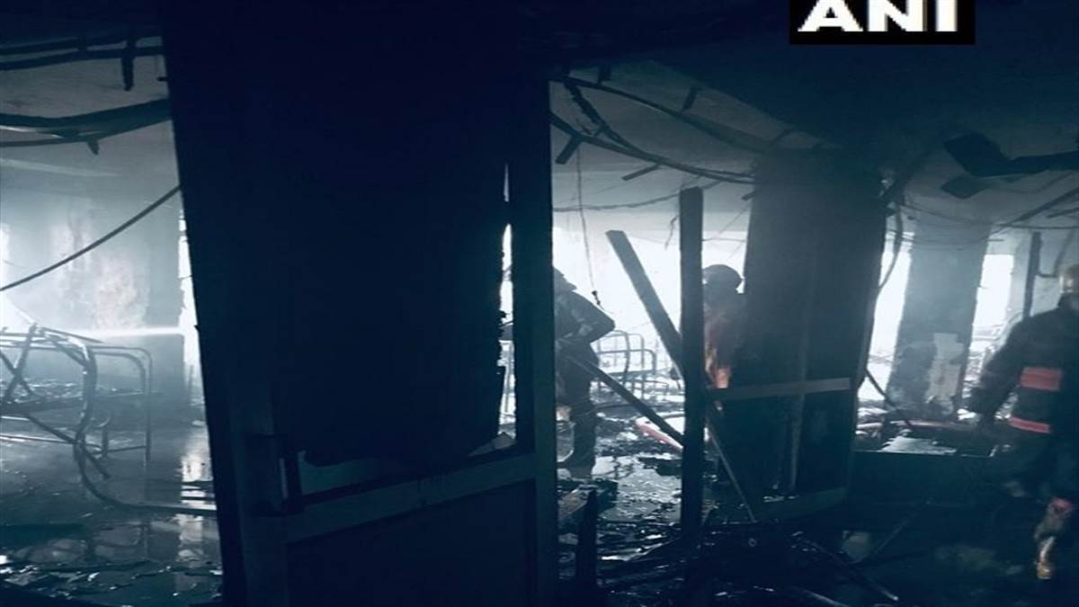 दिल्ली के रोहिणी में ब्रह्म शक्ति अस्पताल के ICU वार्ड में आग 1 मरीज की मौत