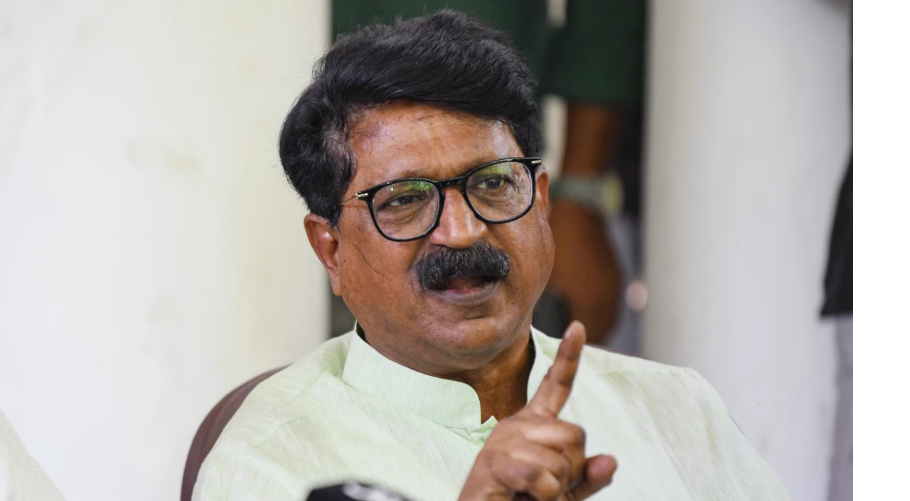 Arvind Sawant का आरोप: Maharashtra की माझी लड़की बहिन योजना से 90 लाख नाम कटे