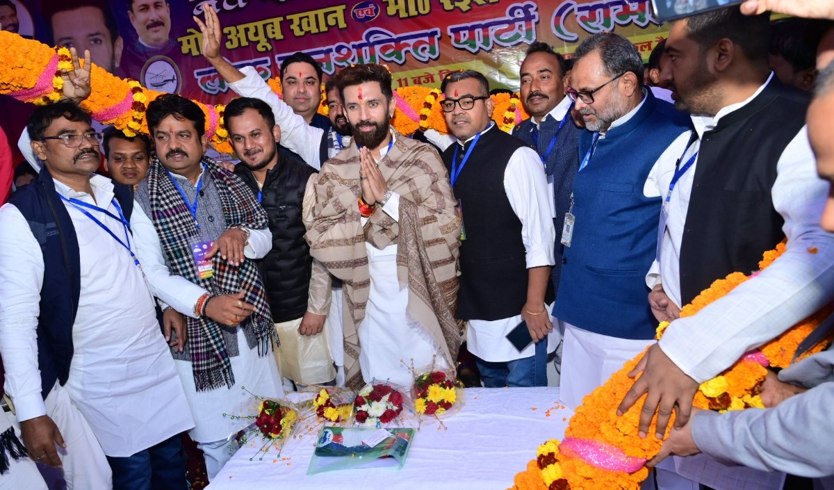 डबल इंजन सरकार न तो सुशासन दे सकती और न सुरक्षा, सैफ अली खान पर हमले से तमतमा गए केजरीवाल.