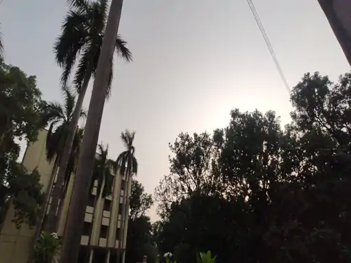 अलर्ट के बावजूद नहीं हुई बारिश वाराणसी में तापमान पहुंचा 40°C के पास