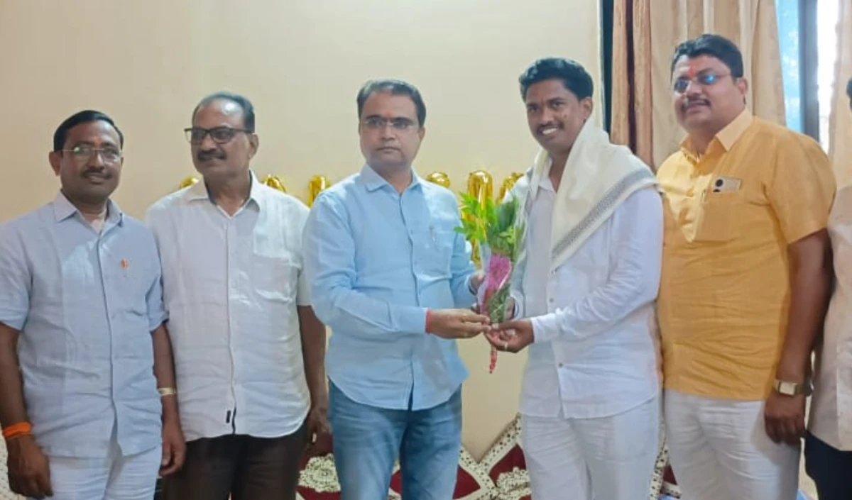 Erandol विधानसभा सीट पर शिवसेना ने Amol Patil को चुनावी रण में उतारा, क्षेत्र में पाटिल समाज का रहा है दबदबा