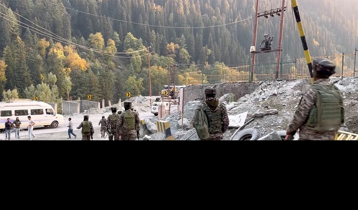 LoC की सुरक्षा स्थिति की समीक्षा, सांबा-राजौरी में तलाशी अभियान, घर-घर, जंगल-जंगल में चल रहा Search Operation