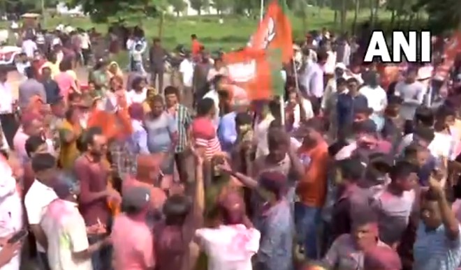 गांधीनगर नगर निगम चुनाव में भाजपा की आंधी, 44 में से 41 सीटों पर खिला कमल, कांग्रेस के खाते में सिर्फ 2