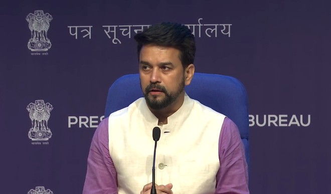 केंद्रीय मंत्री अनुराग ठाकुर ने स्वच्छ भारत कार्यक्रम के प्रति युवाओं को प्रेरित किया