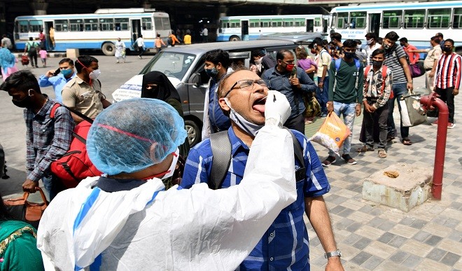 देश में कोरोना के 18,166 नए मामले दर्ज, 208 दिनों में उपचाराधीन मामलों की संख्या सबसे कम