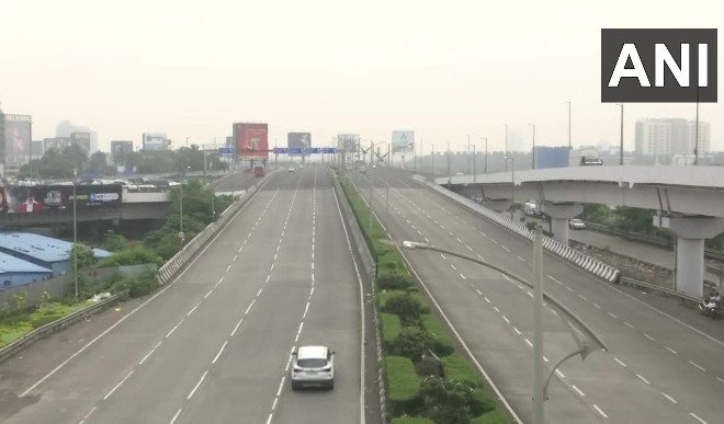 महाराष्ट्र में बंद का असर मुंबई- ठाणे में दुकानें रहीं बंद सड़कों पर नहीं दिखीं गाड़ियां