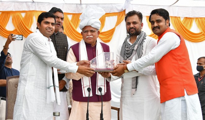 हरियाणा ने सरकारी कर्मचारियों के आरएसएस गतिविधियों में भाग लेने पर लगी रोक को हटाया