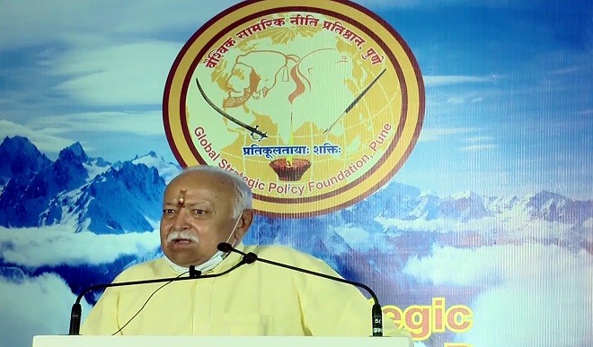 सावरकर को बदनाम करने की हो रही साजिश, संघ प्रमुख ने बताया अगला नंबर किसका आएगा