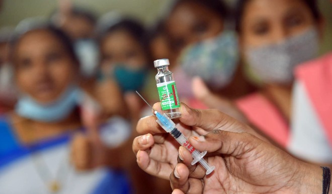 भारत के साथ कोविड-19 टीके को परस्पर मान्यता देने पर 30 से अधिक देश सहमत सूत्र