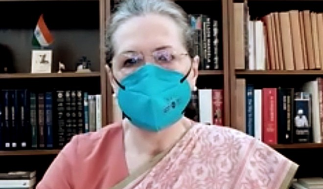 सोनिया गांधी ने CWC की बैठक में जी23 को दी नसीहत कहा- मुझसे मीडिया के जरिये बात करने की जरूरत नहीं