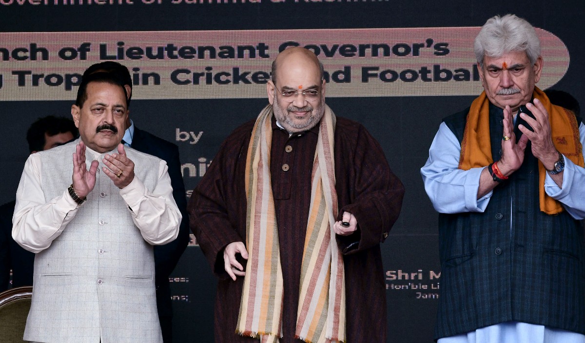 गृह मंत्री ने कश्मीरियों पर जताया भरोसा PM मोदी ने काशीवासियों को दी सौगात