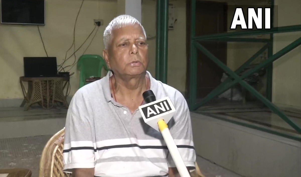 पटना पहुंचते ही नीतीश पर बरसे लालू कांग्रेस को लेकर कही यह बड़ी बात