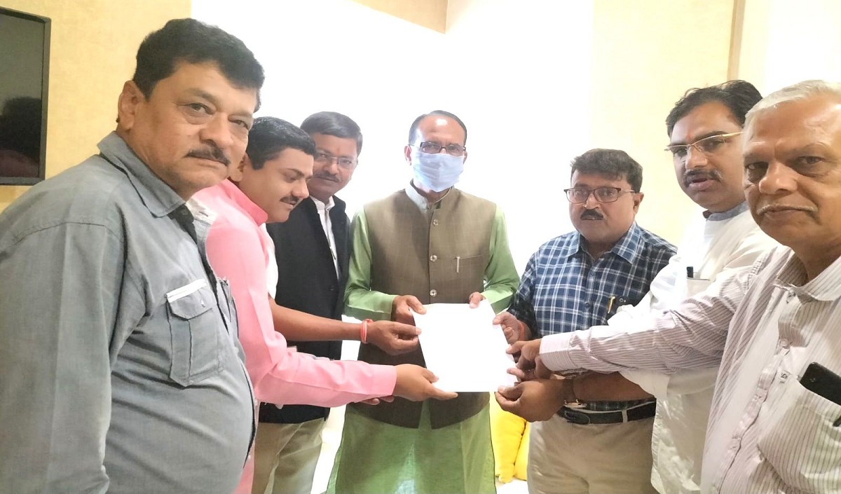 सतना हाफ़ मैराथन 2021 मुख्यमंत्री शिवराज सिंह चौहान को न्यास के प्रतिनिधिमंडल ने किया आमंत्रित