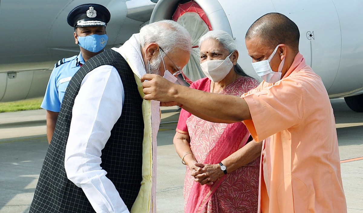 प्रधानमंत्री नरेंद्र मोदी और उत्तर प्रदेश के मुख्यमंत्री योगी आदित्यनाथ को बम से उड़ाने की धमकी मिली, जांच शुरू