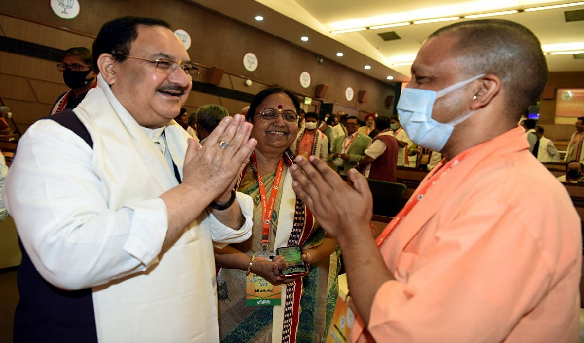 राष्ट्रीय कार्यकारिणी की बैठक में दिखी योगी के बढ़ते कद की झलक, राजनीतिक प्रस्ताव पेश किए जाने के क्या हैं मायने?