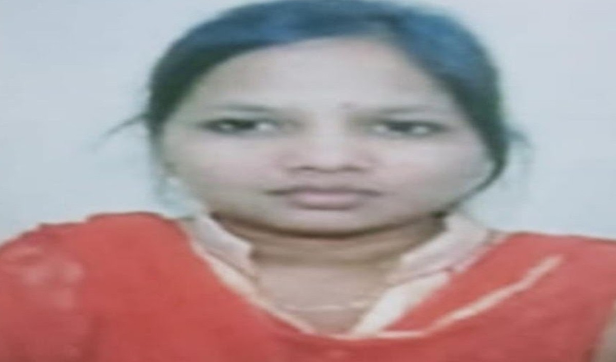 नर्स की मिली शासकीय परिसर में जली हुई लाश, पुलिस कर रही है जांच