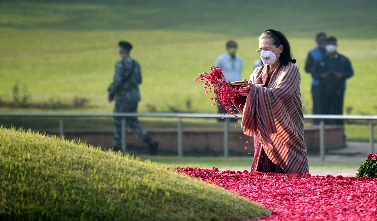 कांग्रेस ने पंडित जी को दी श्रद्धांजलि, उन्हें आधुनिक भारत की नींव डालने वाले दूरदृष्टा बताया