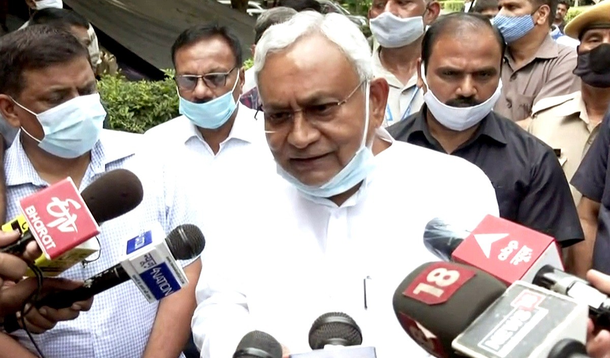 कंगना के आजादी वाले बयान पर भड़के नीतीश, राहुल पर भी कसा तंज