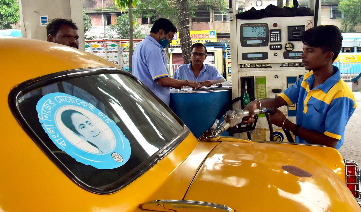 पेट्रोल-डीजल की नई रेट लिस्ट जारी, देखिए आपके शहर में क्या हैं तेल की कीमतें