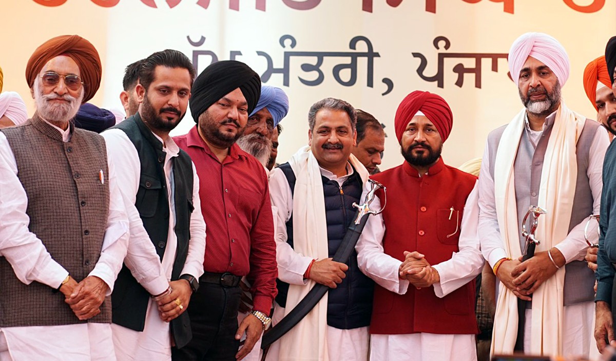 चन्नी ने किसानों को ऐतिहासिक जीत पर बधाई दीf