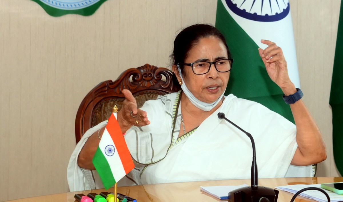 ममता ने लोगों को ओमीक्रोन को लेकर आगाह किया