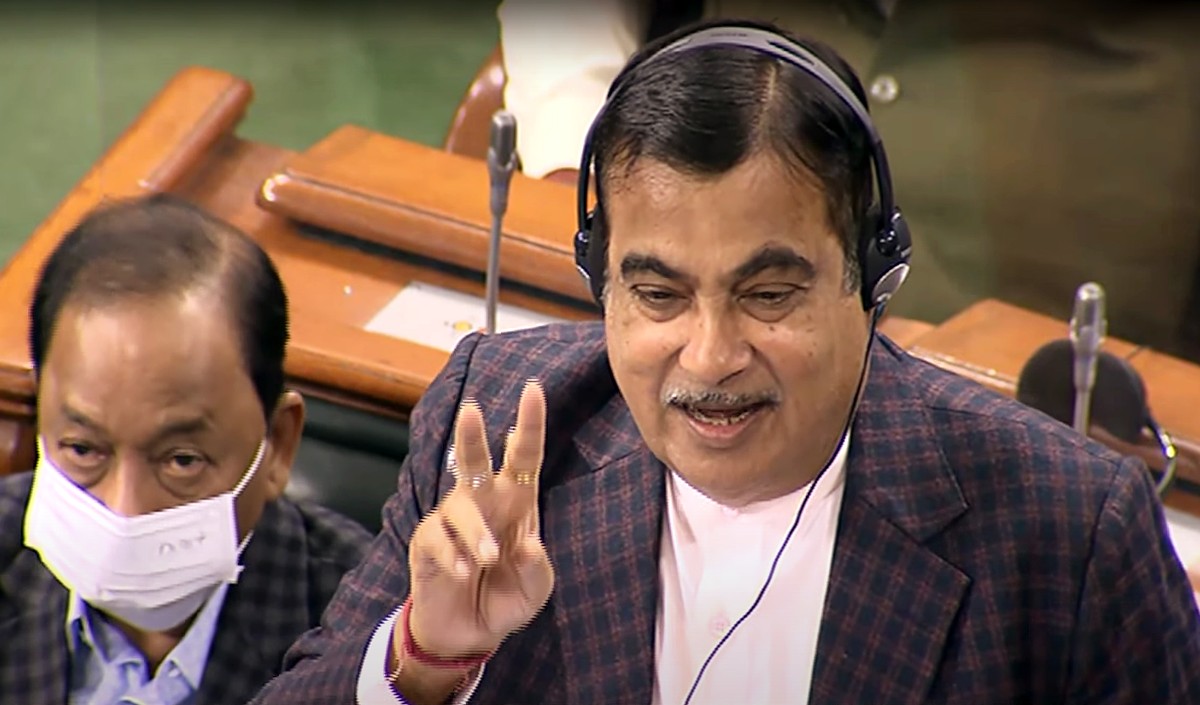 उप्र में लोगों ने गुंडागर्दी गरीबी बेरोजगारी और भुखमरी समाप्त करने का ट्रेलर देखा: गडकरी