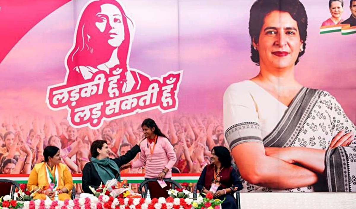 हिंदू और हिंदुत्ववादी को लेकर राहुल के बयान की प्रियंका ने की वकालत