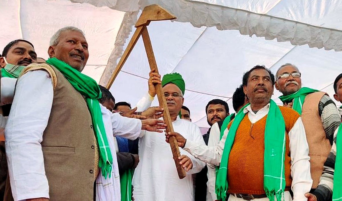 जाति और धर्म के आधार पर वोट देने के बाद उत्तर प्रदेश के लोग मुद्दों पर मतदान करेंगे: भूपेश बघेल