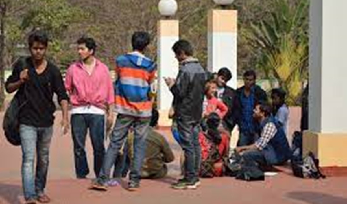 मेडिकल कॉलेज में रैगिंग का मामला दर्ज