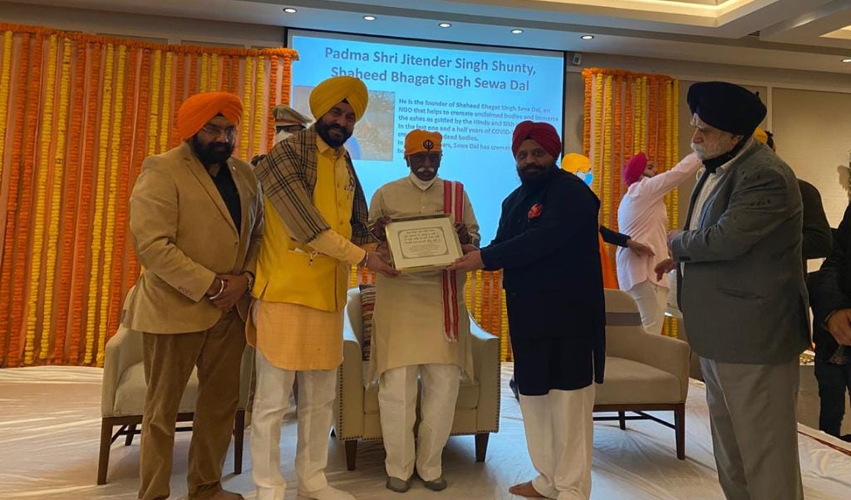 गुरु गोबिन्द सिंह त्याग और वीरता की मिसाल थे राज्यपाल बंडारू दत्तात्रेय