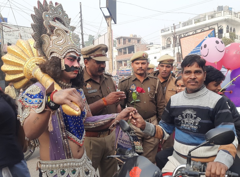 नही रखोगे ट्रैफिक नियमों का ध्यान तो ऐसे ही अचानक कहीं न कहीं , कभी न कभी रास्ते मे मिल जायेंगे यमराज