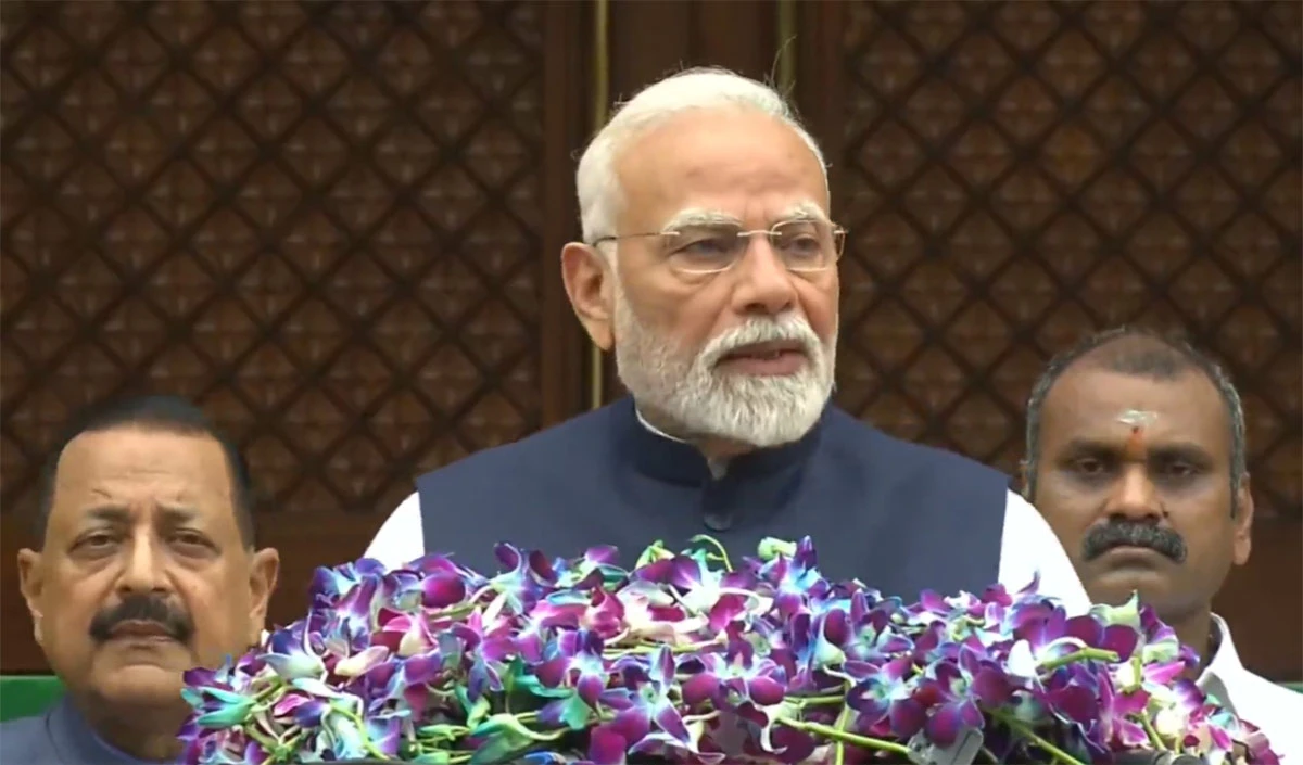 Prabhasakshi NewsRoom: Parliament Monsoon Session शुरू, PM Modi बोले- यह मॉनसून सत्र एक विजयोत्सव है