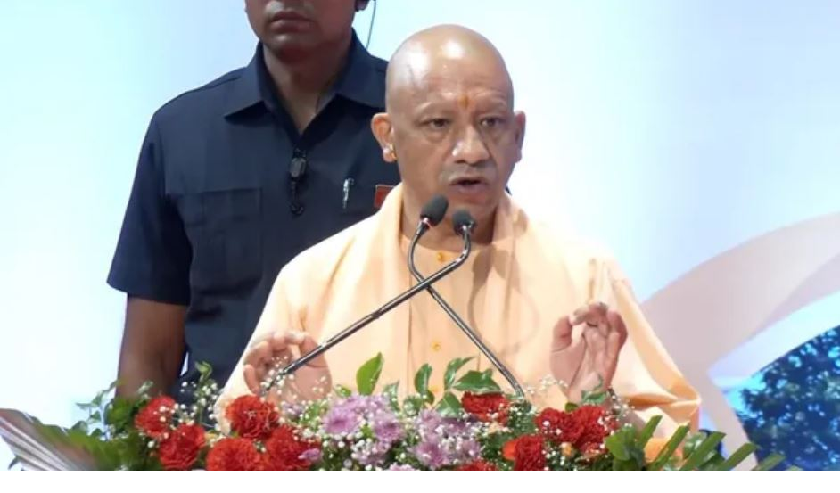 UP में मिड-डे मील रसोइयों को सीएम योगी की सौगात, मानदेय 2000 से बढ़ाकर 3000 रुपये