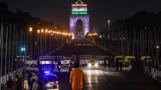 दिल्ली NCR में नाइट जर्नी के लिए कैब सुविधा ने सुरक्षित, बढ़ते अपराध ने यात्रियों के लिए खड़ा किया सवाल
