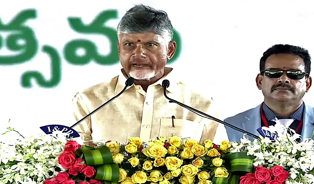 चंद्रबाबू नायडू के हाथों में फिर TDP की कमान, 2 सालों के लिए चुने गए अध्यक्ष