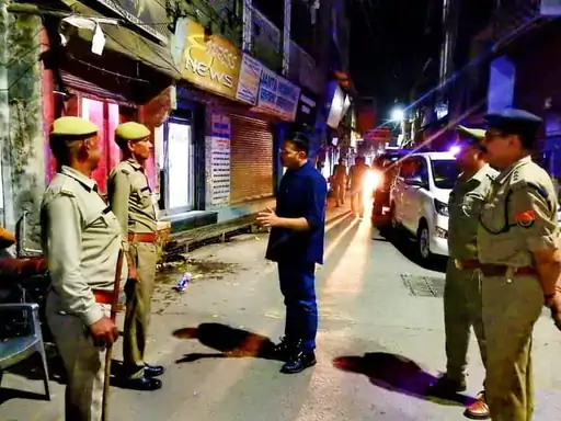 अमरोहा में पोस्टिंग हुई विनीत जयसवाल की कहा- रात में अगर अपराध हुआ तो नपेंगे थाना प्रभारी