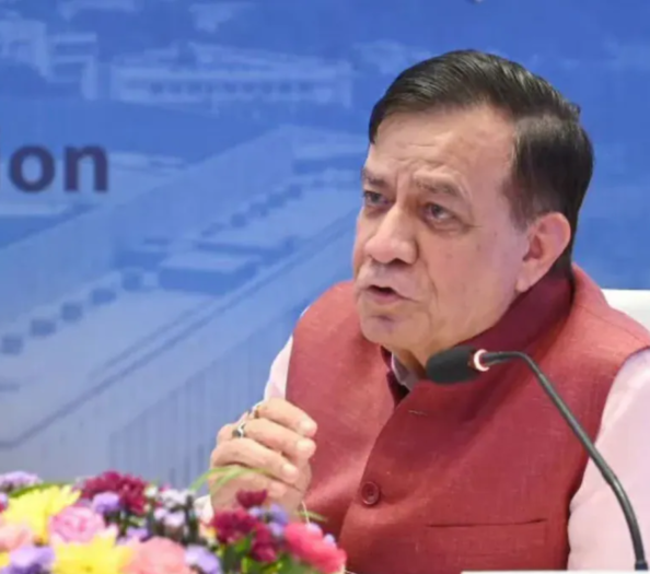 यूपी विधानसभा में भारी हंगामे के बाद क्या स्पीकर सतीश महाना छोड़ देंगे कुर्सी?… आज सदन में कही बड़ी बात…