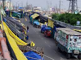 किसान आंदोलन को 300 दिन पूरे अब तक 605 किसानों की हुई मौत, इसमें 33 ने खुदकुशी की 10 पॉइंट में समझिए आंदोलन के निर्णायक मोड़