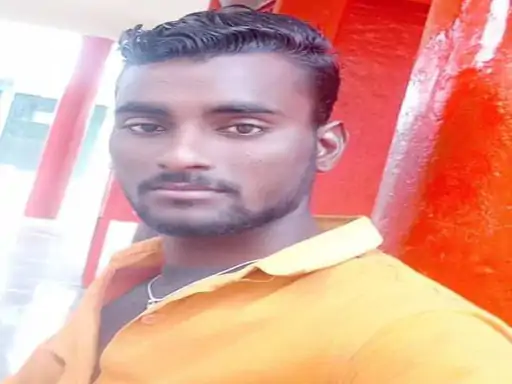 22 साल के संदीप की धारदार हथियार से हत्या