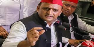 Akhilesh Yadav ने हत्या के दोषी भाजपा के पूर्व विधायक को क्षमा किये जाने पर सरकार को घेरा