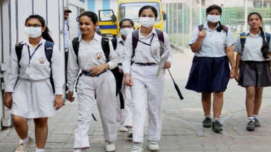 यूपी में आज से 9वीं से 12वीं तक खुले स्कूल यूनिवर्सिटी और कॉलेज में शुरू होगी ऑफलाइन पढ़ाई